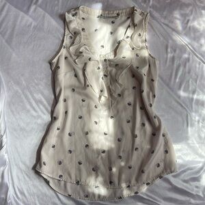 Halogen Sleeveless ruffle blouse with circle print